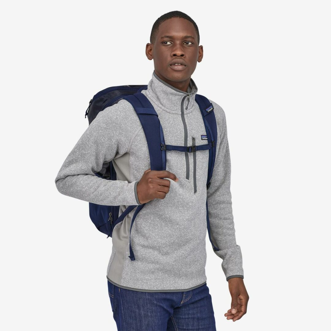 Patagonia Black Hole Pack 32L Classic Navy - Image 3