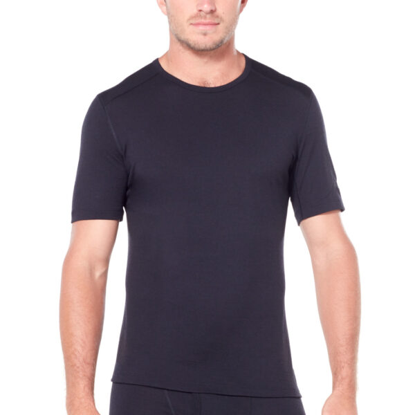 Alternative view of Icebreaker Men's 200 Oasis S/S Crewe Blk