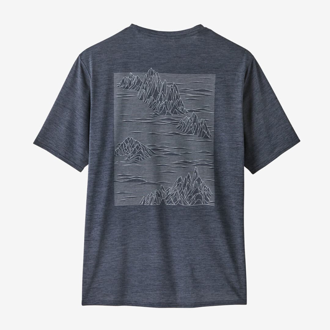 Patagonia Men's Cap Cool Daily Graphic Shirt Blue - Image 2