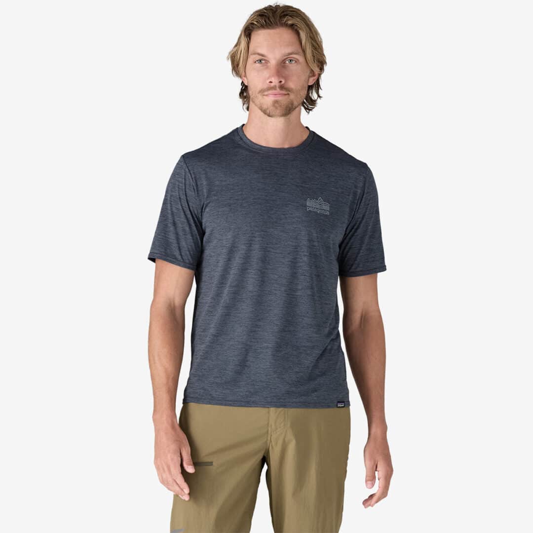 Patagonia Men's Cap Cool Daily Graphic Shirt Blue
