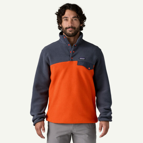 Alternative view of Patagonia Men's Lightweight Synch Snap-T Pullover Orange