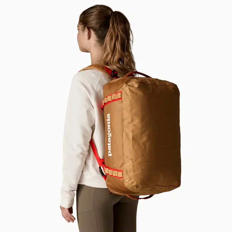 Patagonia Black Hole Duffel 40L Talon Gold 3 Patagonia Black Hole Duffel 40L Talon Gold - Image 3