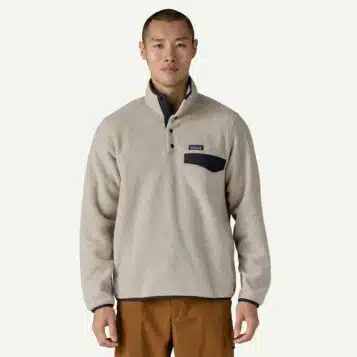 Alternative view of Patagonia Men's LW Synch Snap-T P/O Oatmeal/Blue
