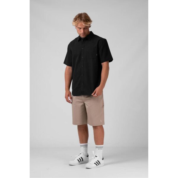 Alternative view of RPM Men's Scoop Shirt Black