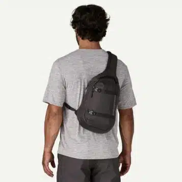 Alternative view of Patagonia Atom Sling 8L Black