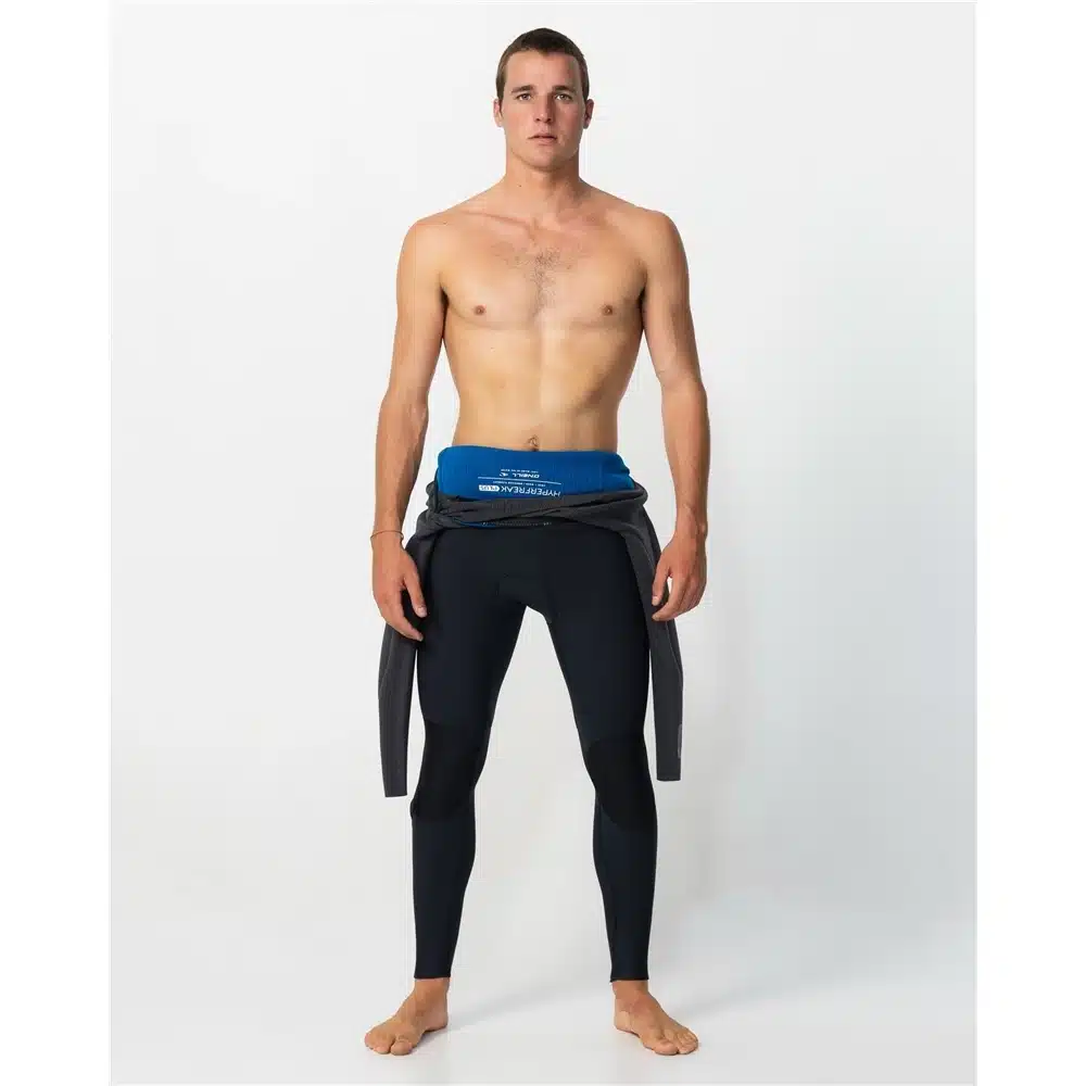 O'Neill Men's Hyperfreak Chest Zip 4/3+ Steamer Wetsuit - Black/Tempered Steel 7 O'Neill Men's Hyperfreak Chest Zip 4/3+ Steamer Wetsuit - Black/Tempered Steel - Image 7