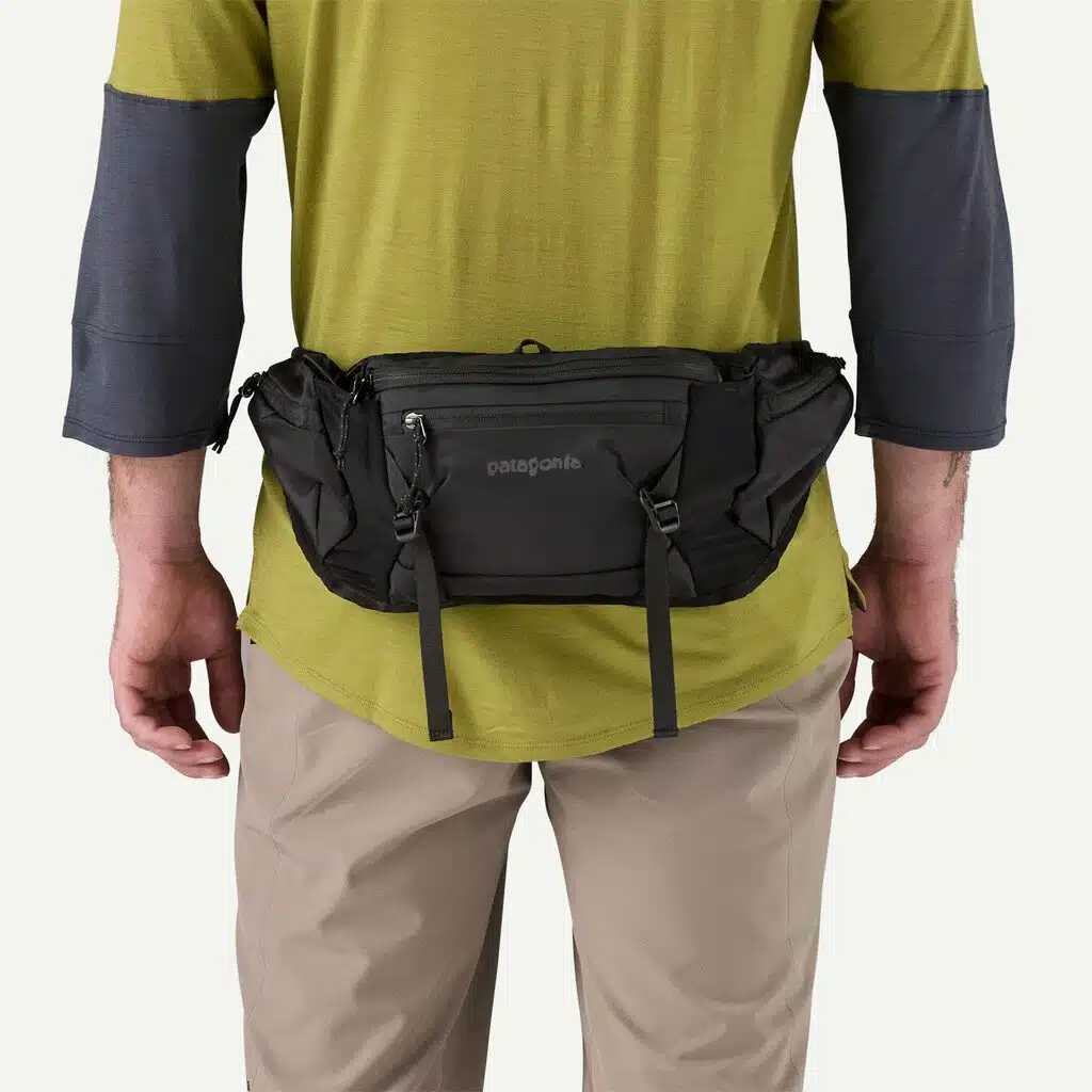 Patagonia Dirt Roamer Waist Pack Black 4 Patagonia Dirt Roamer Waist Pack Black - Image 4