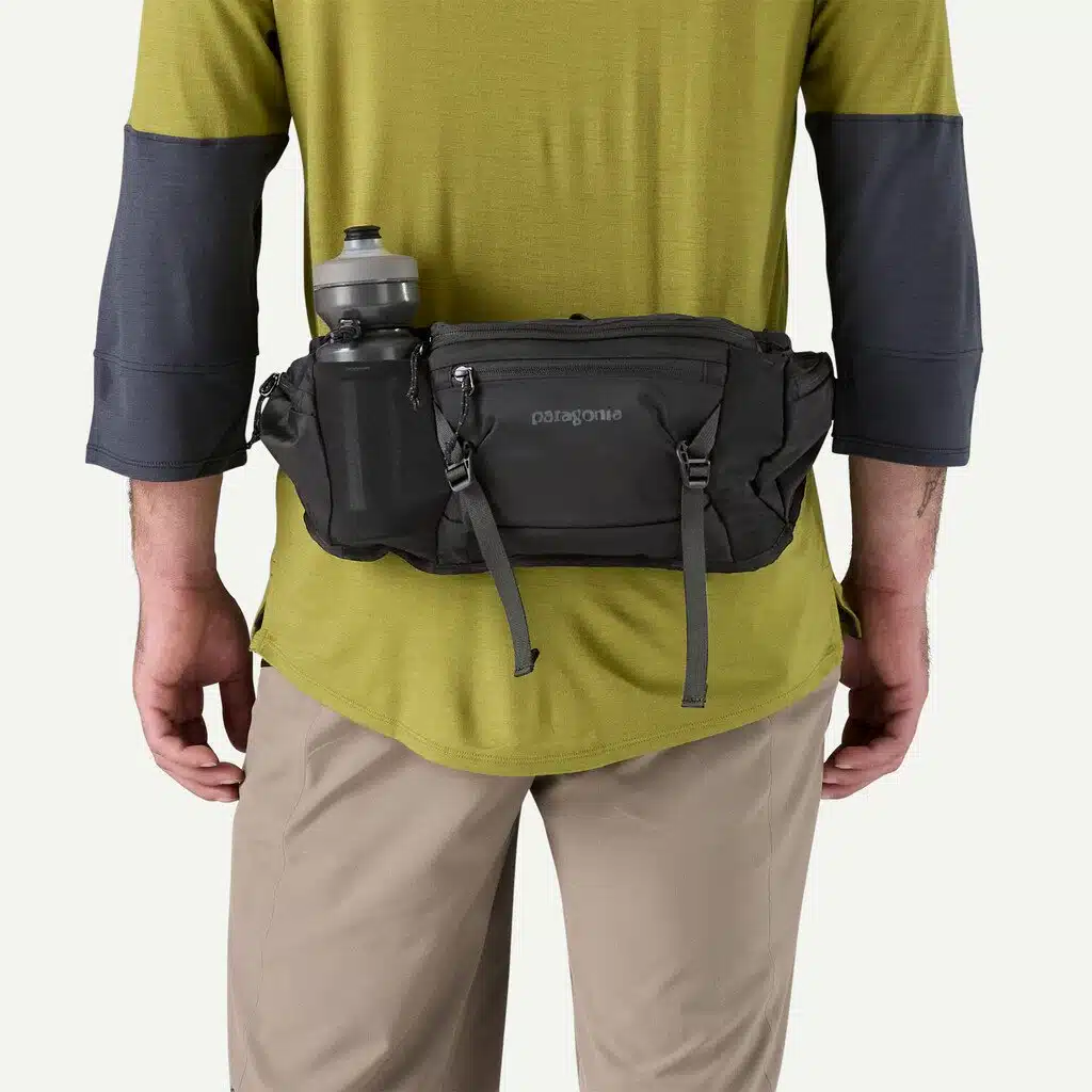 Patagonia Dirt Roamer Waist Pack Black 5 Patagonia Dirt Roamer Waist Pack Black - Image 5