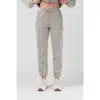 white trackpant 2